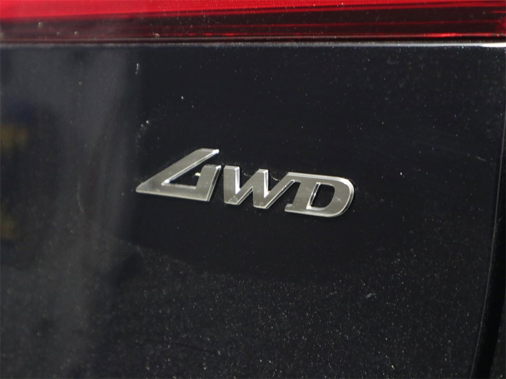 Used 2024 Genesis GV70 2.5T w/ Sport Prestige Package image 5