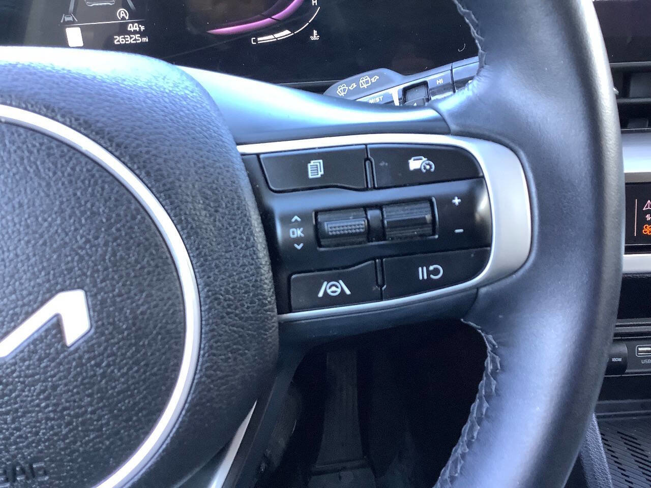 Used 2024 Kia Sportage EX image 47