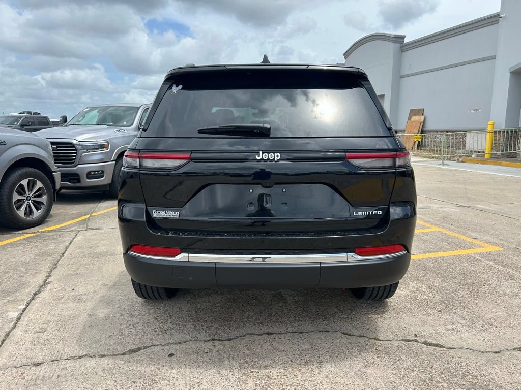 Used 2025 Jeep Grand Cherokee Limited RWD image 20