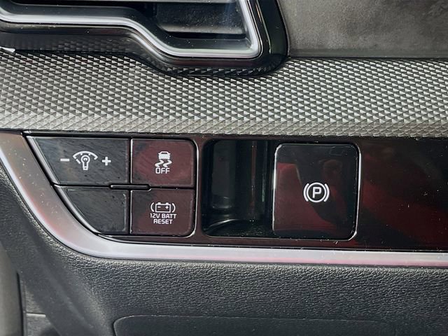 Used 2024 Kia Sportage LX FWD image 11