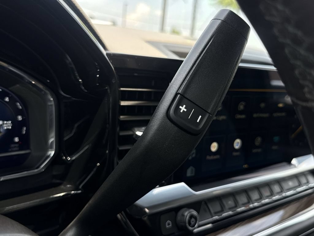Used 2022 Chevrolet Silverado 1500 LT AWD/4WD image 22