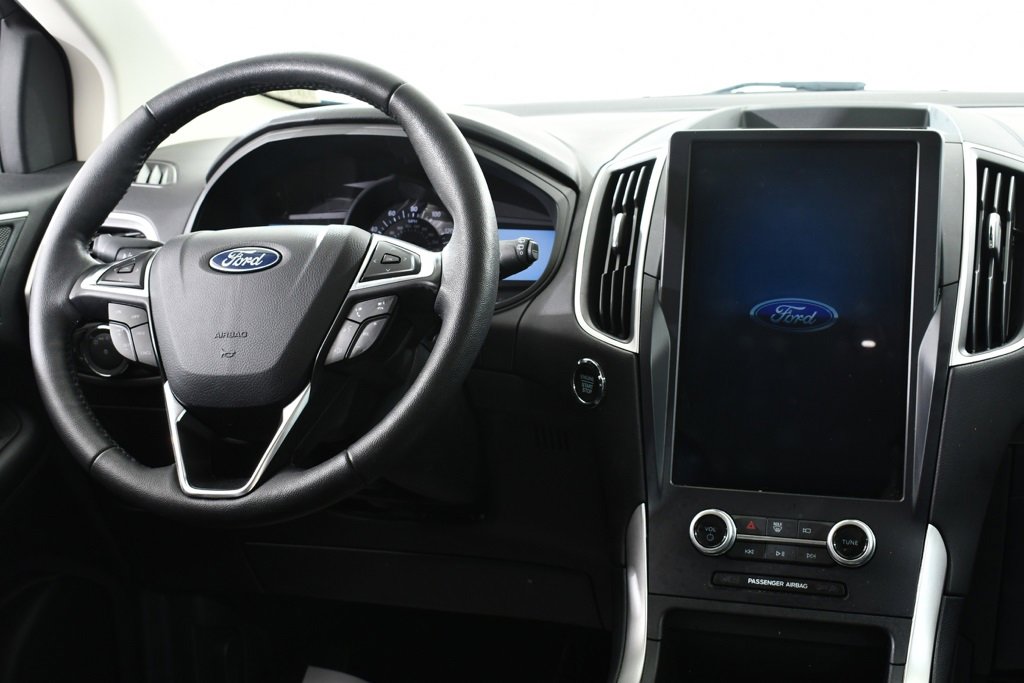Used 2024 Ford Edge SEL w/ Convenience Package image 8