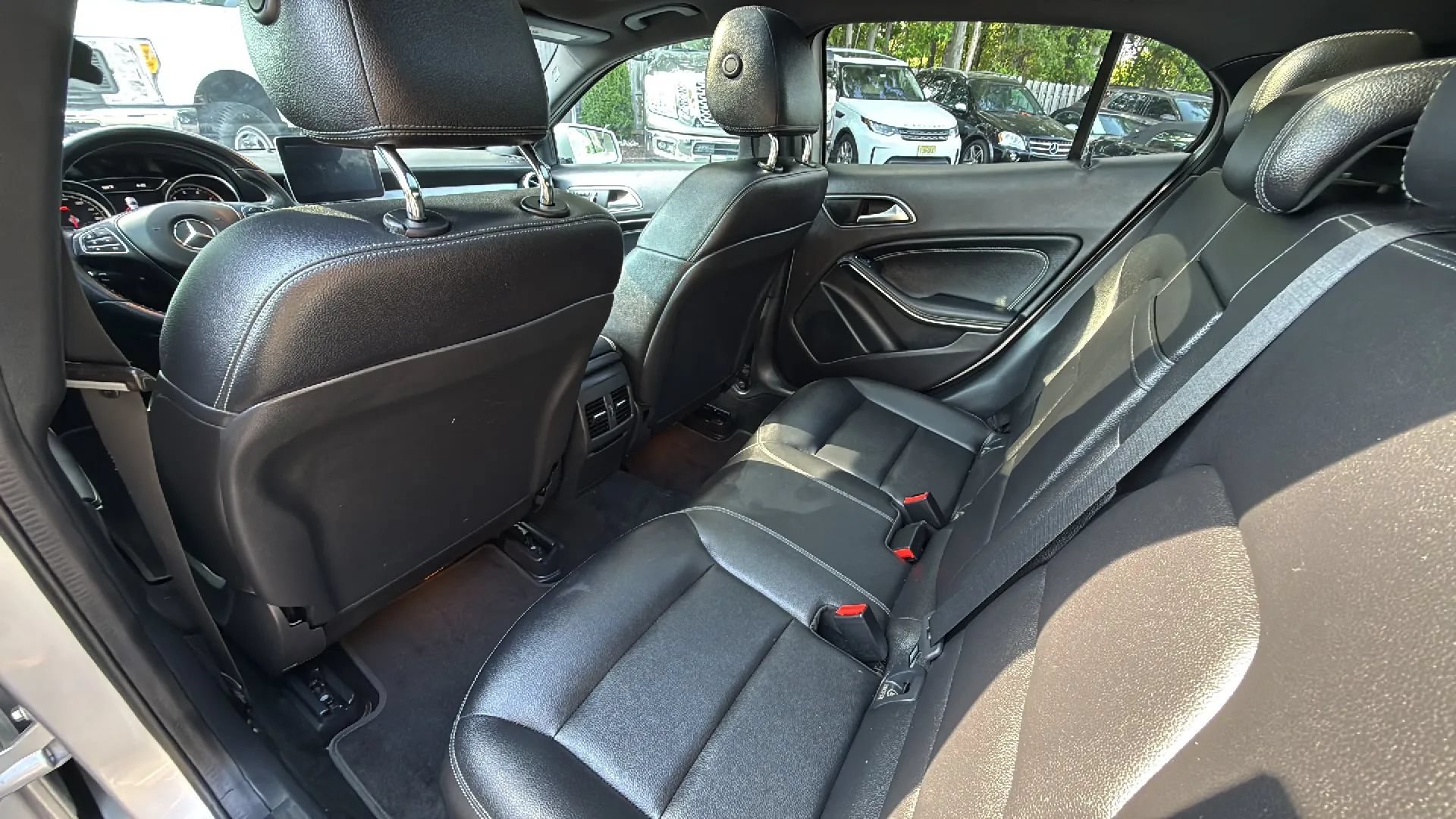 Used 2018 Mercedes-Benz GLA 250 4MATIC image 23
