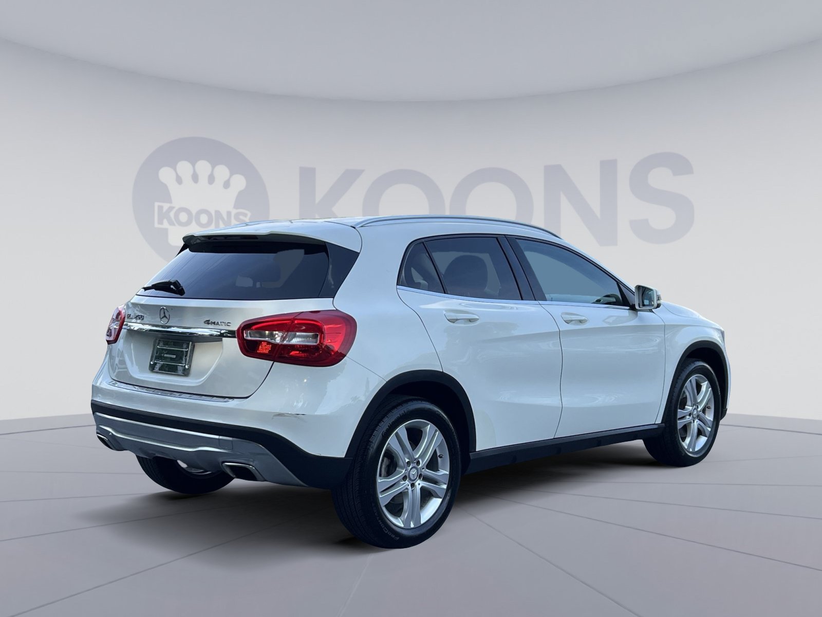 Used 2017 Mercedes-Benz GLA 250 4MATIC image 11
