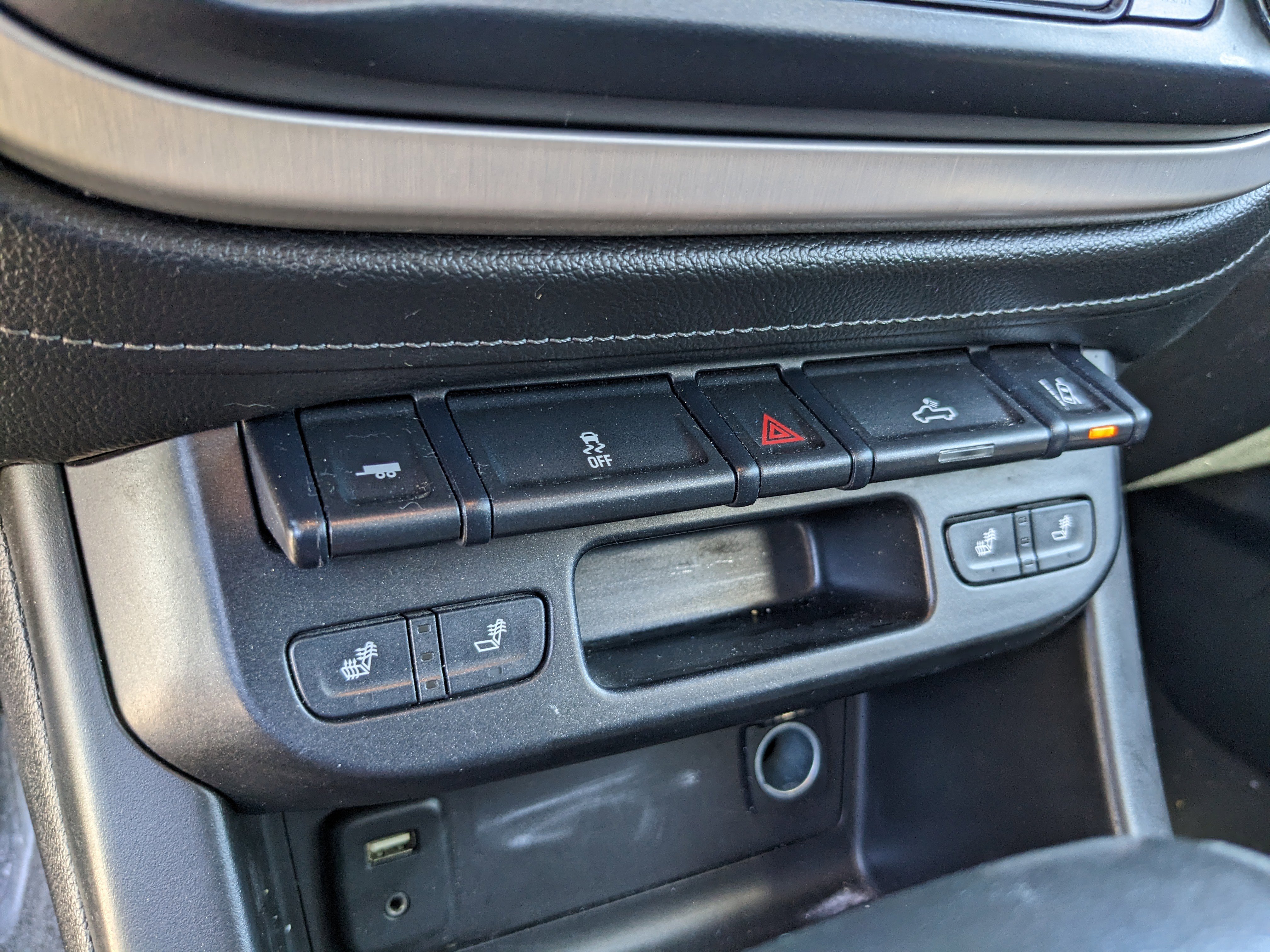 Used 2016 GMC Canyon SLT w/ Driver Alert Package image 23