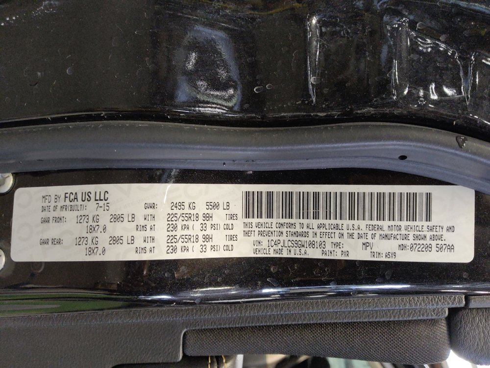 Used 2016 Jeep Cherokee Latitude w/ Comfort/Convenience Group image 33