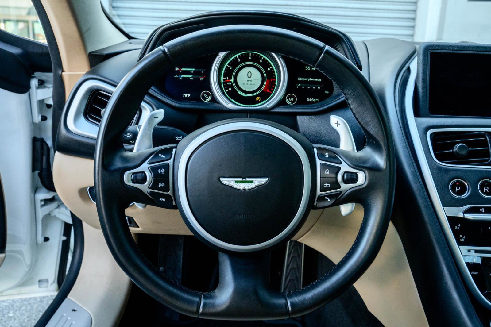 Used 2019 Aston Martin DB11 Volante image 6