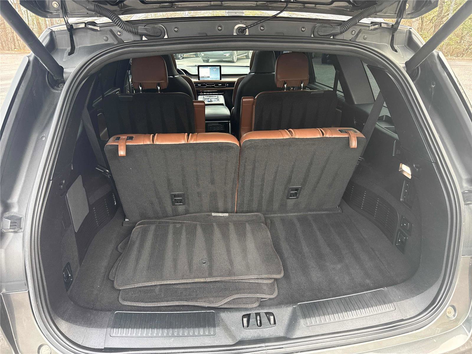 Used 2020 Lincoln Aviator Reserve w/ Equipment Group 202A AWD/4WD image 29