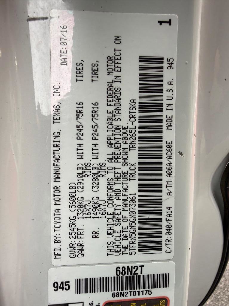 Used 2016 Toyota Tacoma SR image 23