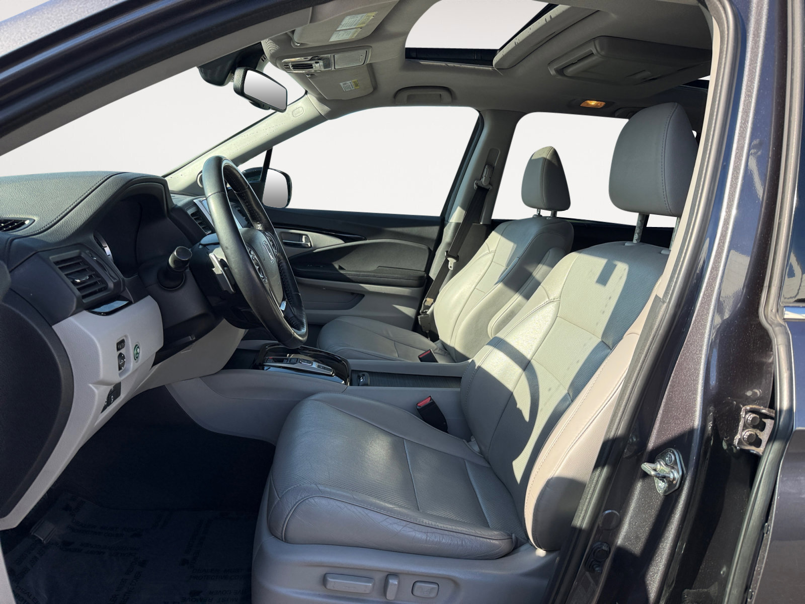 Used 2016 Honda Pilot Elite image 10