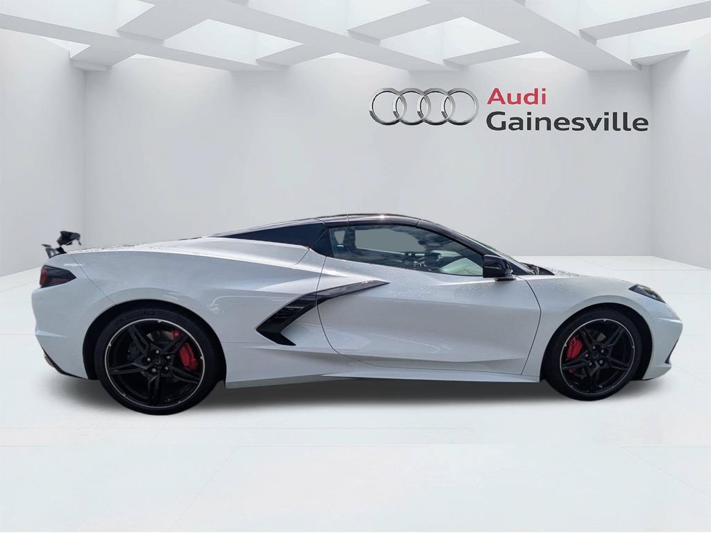 Used 2021 Chevrolet Corvette Stingray Preferred Conv w/ 2LT RWD image 2