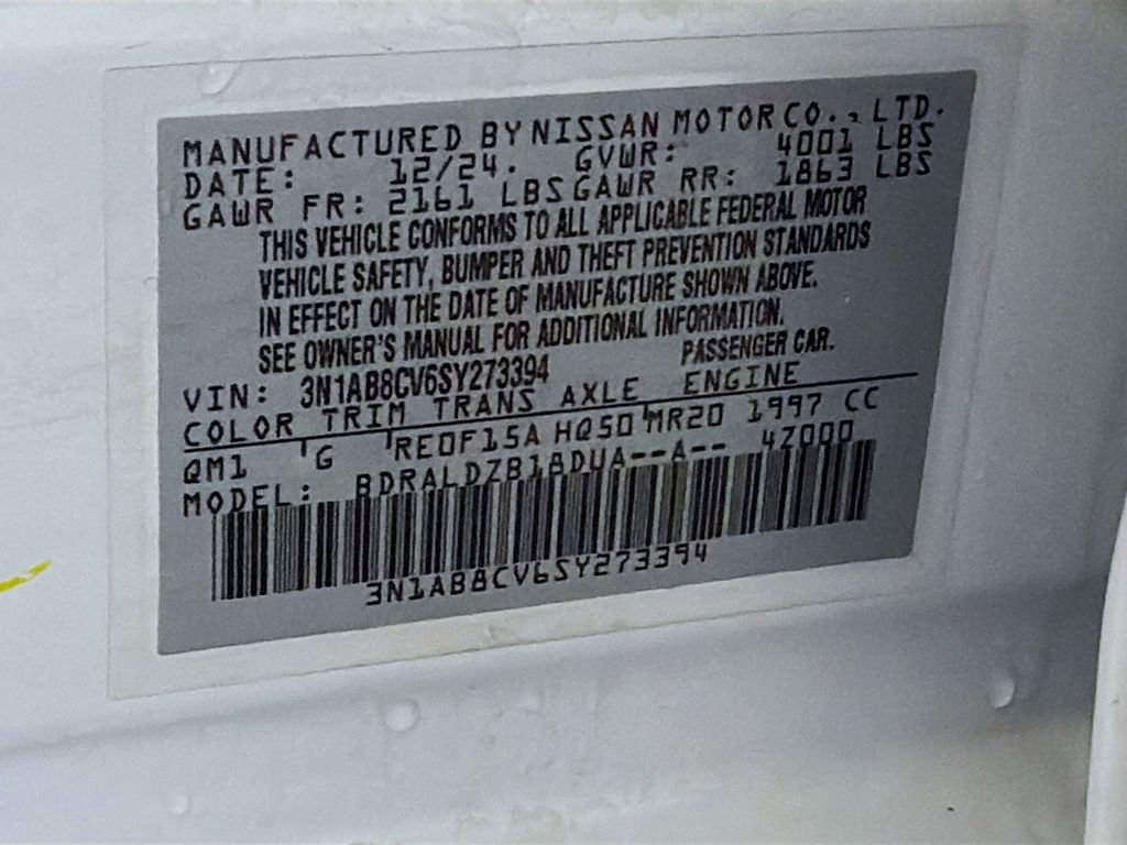 Used 2025 Nissan Sentra SV FWD image 32