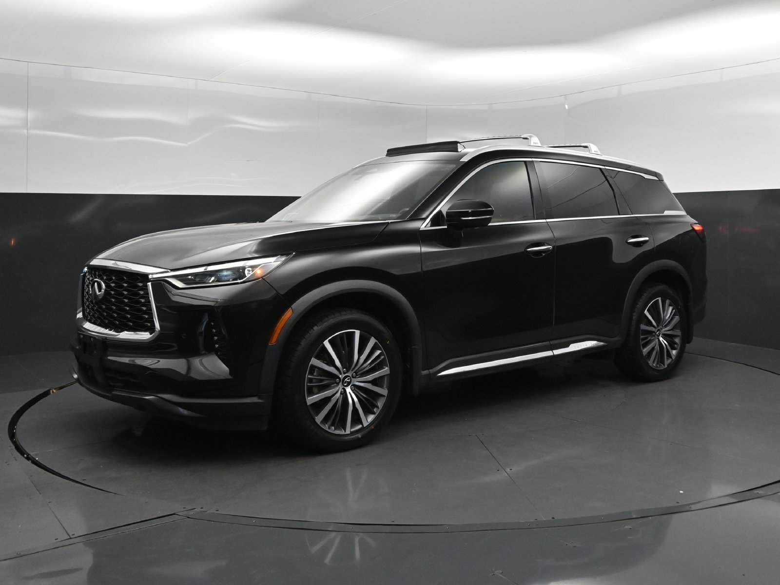 Certified 2023 INFINITI QX60 Sensory w/ Vision Package AWD/4WD image 3