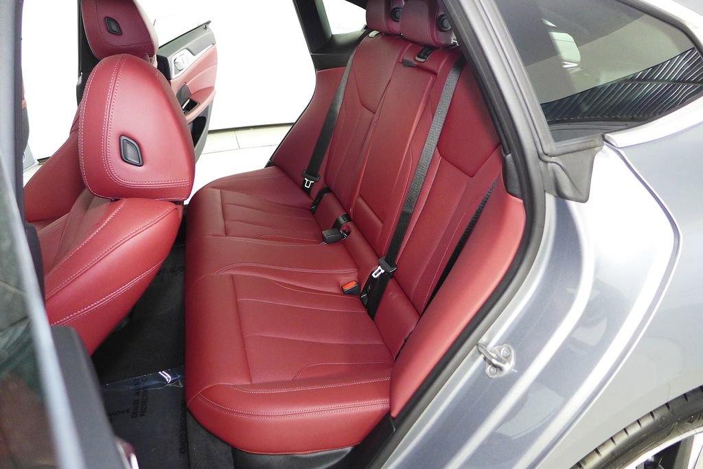 Used 2023 BMW i4 eDrive35 w/ Premium Package RWD image 21