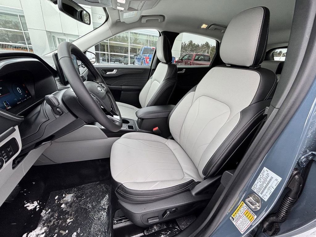New 2026 Ford Escape Platinum w/ Premium Technology Package image 11