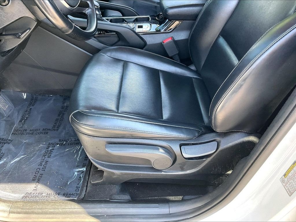 Used 2020 Kia Telluride LX AWD/4WD image 35