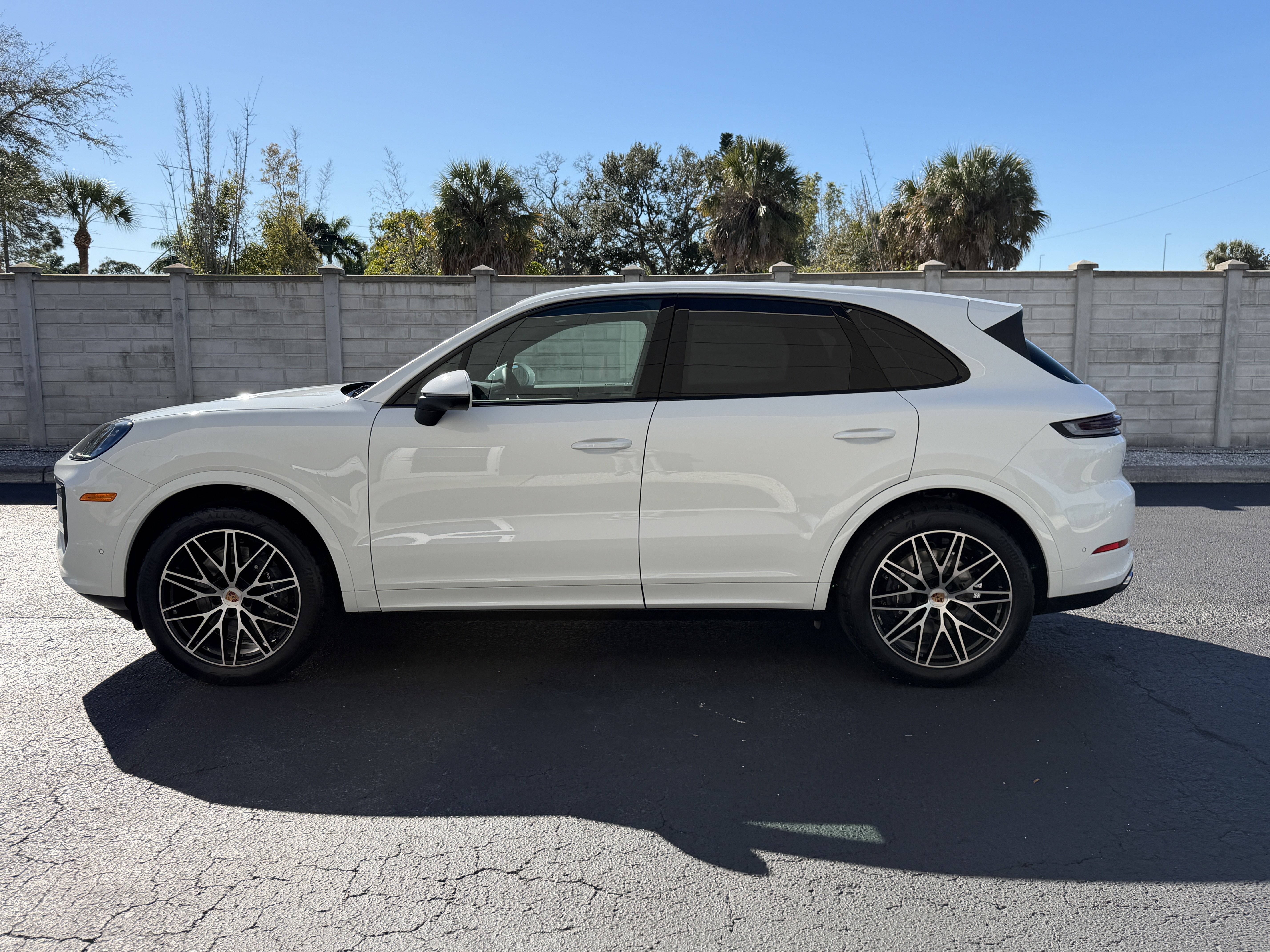 New 2026 Porsche Cayenne AWD/4WD image 2