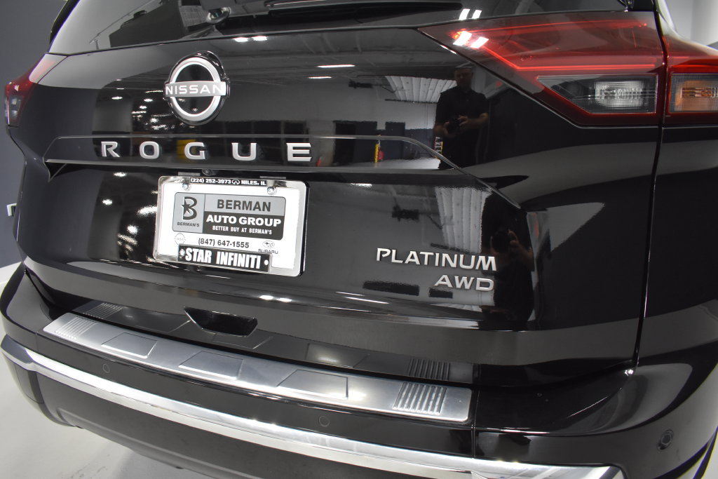 Certified 2026 Nissan Rogue Platinum w/ Tech Package AWD/4WD image 12