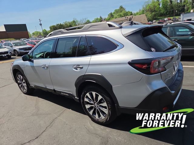 Certified 2025 Subaru Outback Touring AWD/4WD image 5