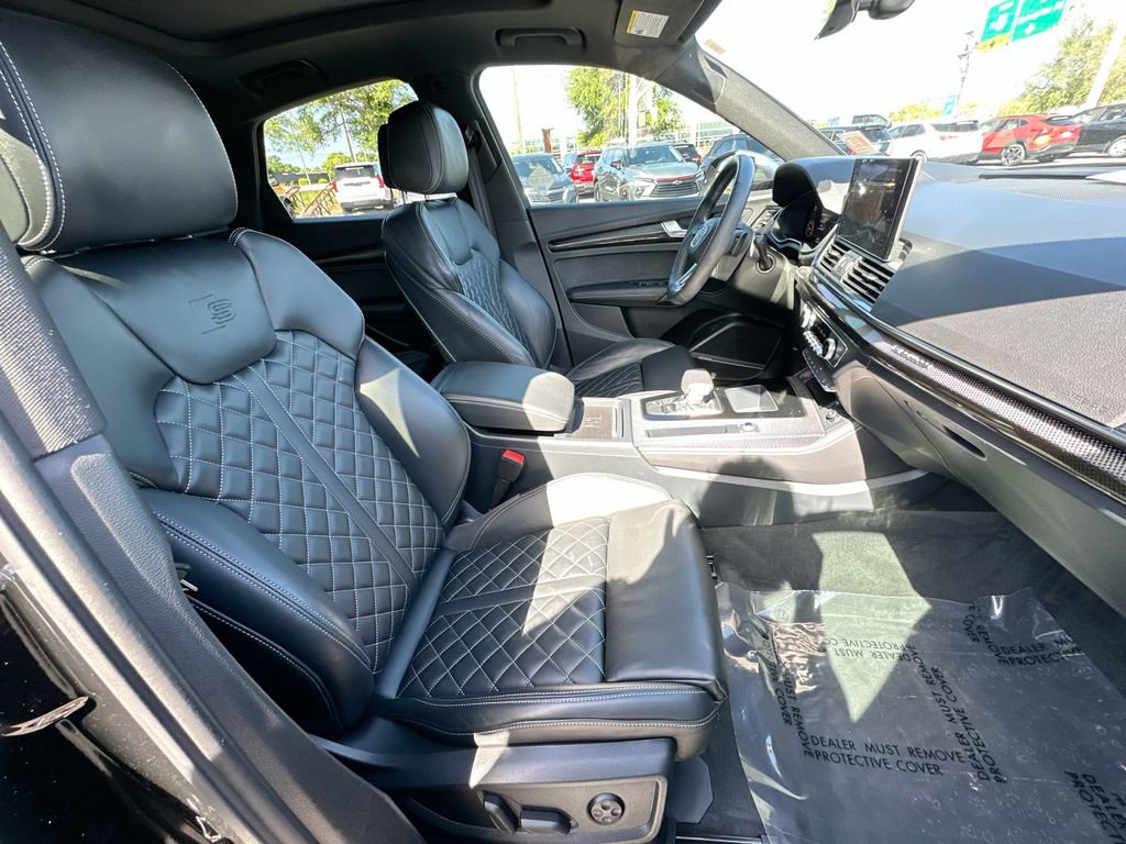 Used 2023 Audi SQ5 Prestige image 27