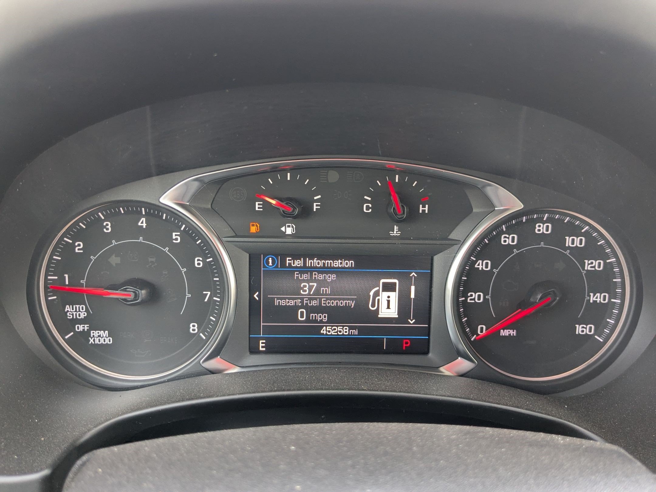 Used 2024 GMC Terrain SLE AWD/4WD image 17