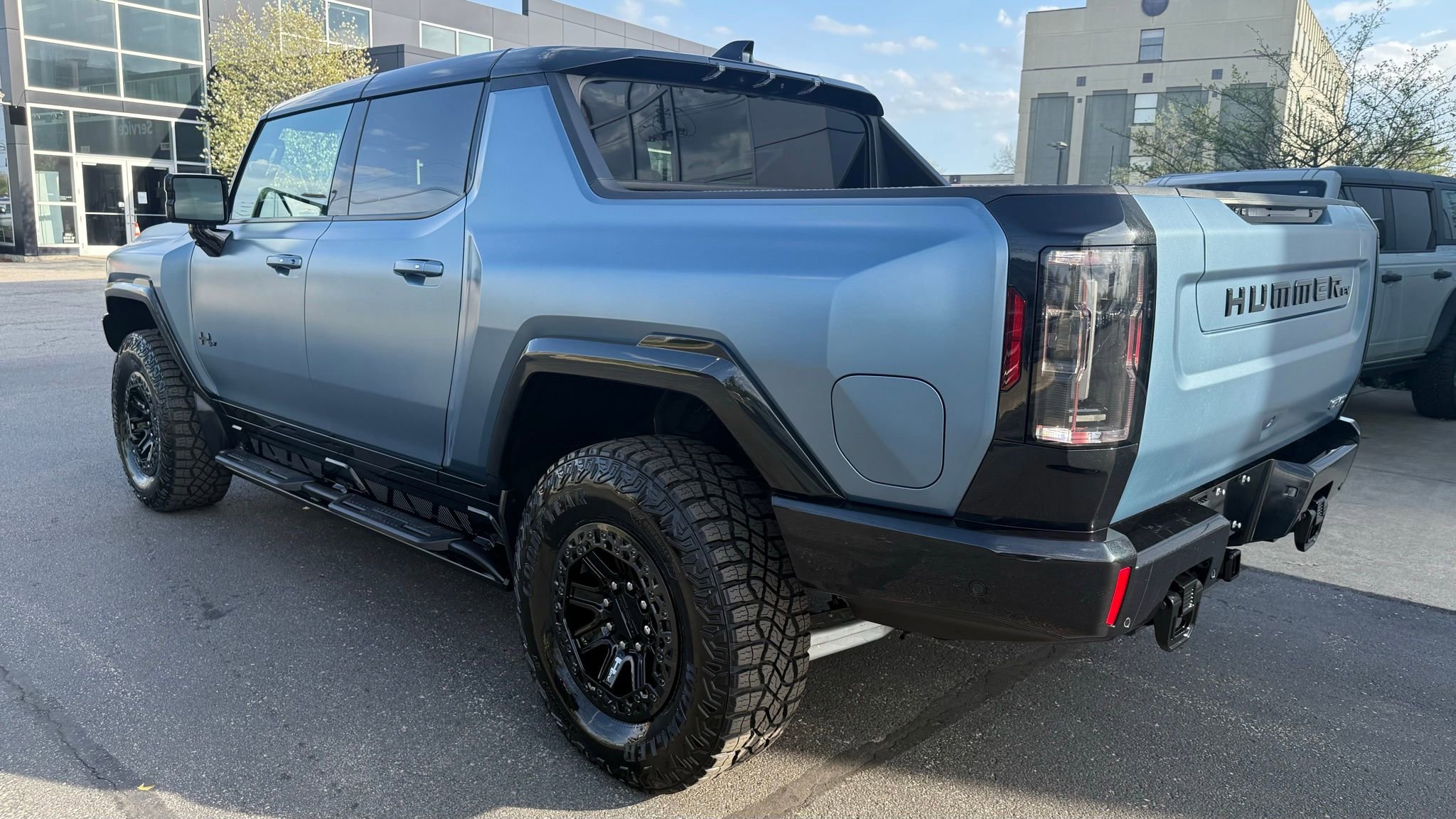 Used 2024 GMC Hummer EV 3X w/ Omega Edition AWD/4WD image 14