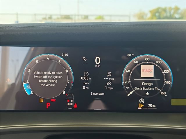 New 2026 Volkswagen Tiguan SE FWD image 23