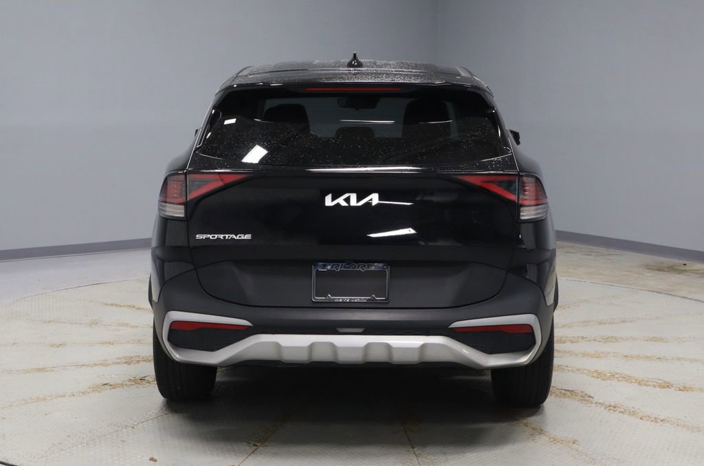 Used 2023 Kia Sportage EX FWD image 11