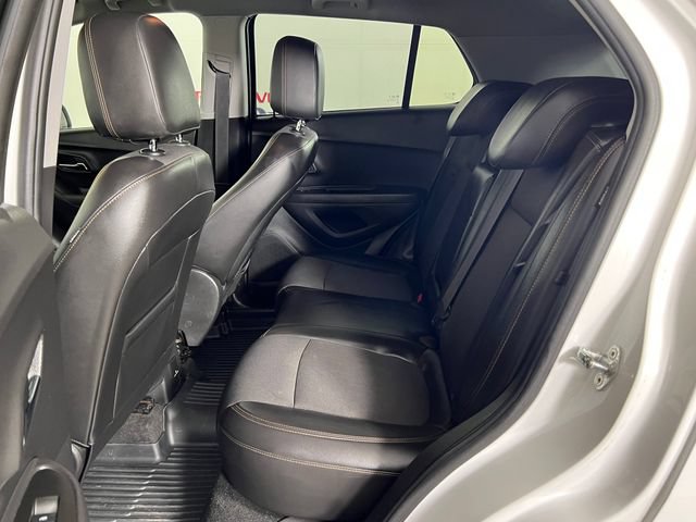 Used 2018 Chevrolet Trax LT w/ LT Convenience Package FWD image 24