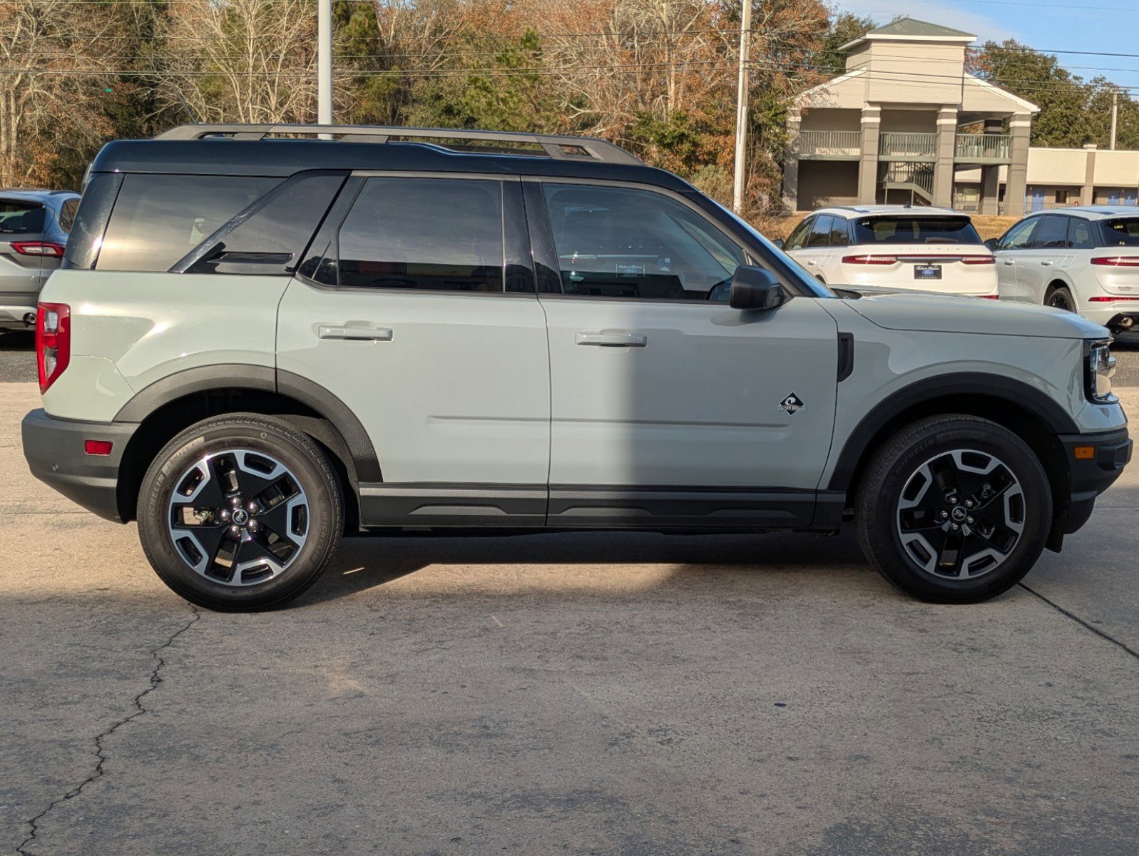 Used 2022 Ford Bronco Sport Outer Banks w/ Tech Package image 5