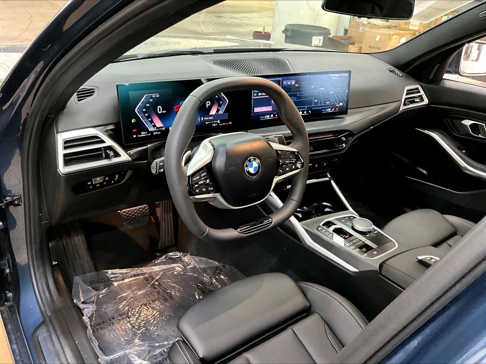 Used 2026 BMW 330i Sedan w/ Convenience Package RWD image 17