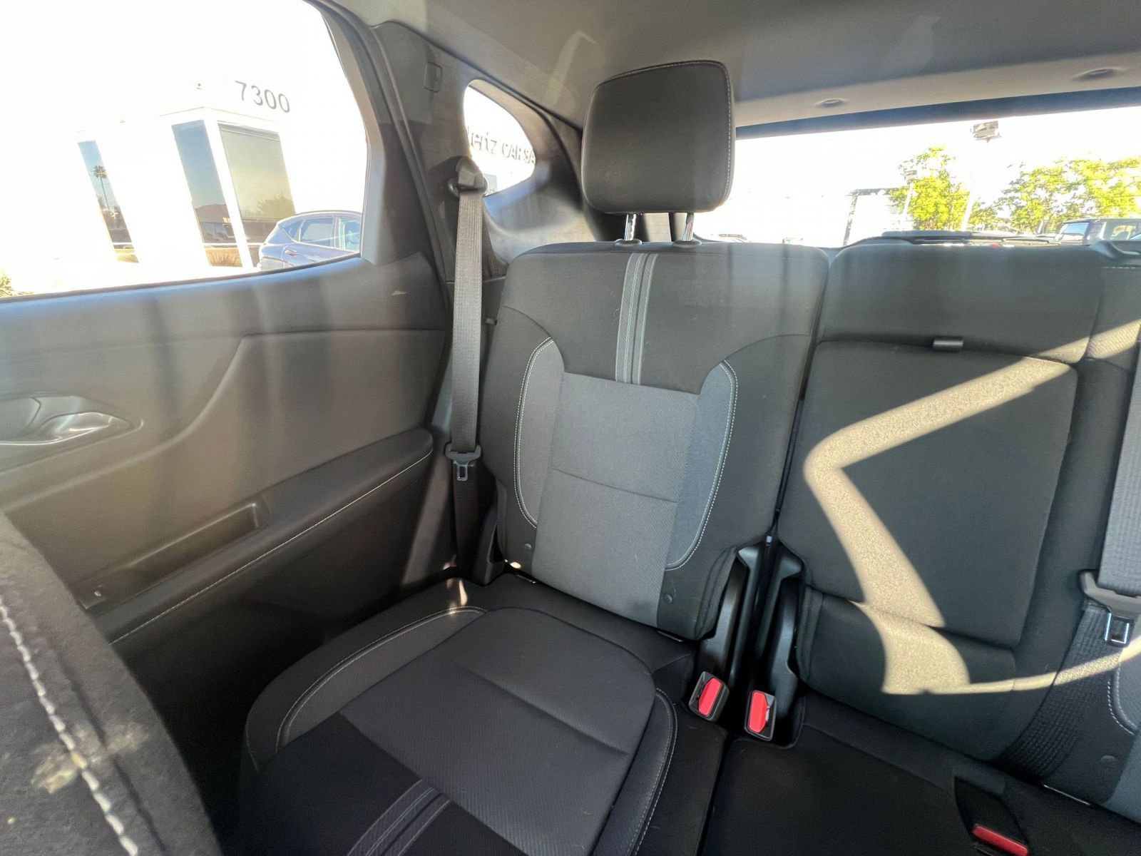 Used 2025 Chevrolet Blazer LT image 39