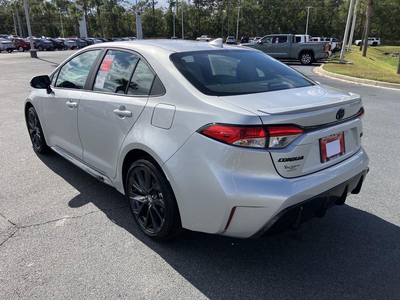 New 2026 Toyota Corolla SE image 3