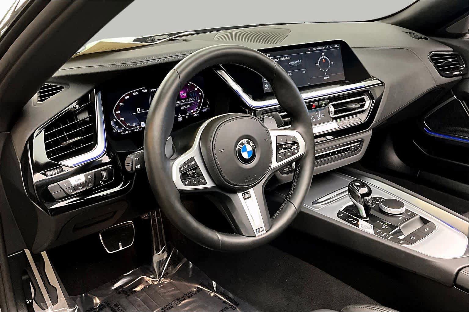 Used 2026 BMW Z4 M40i RWD image 17