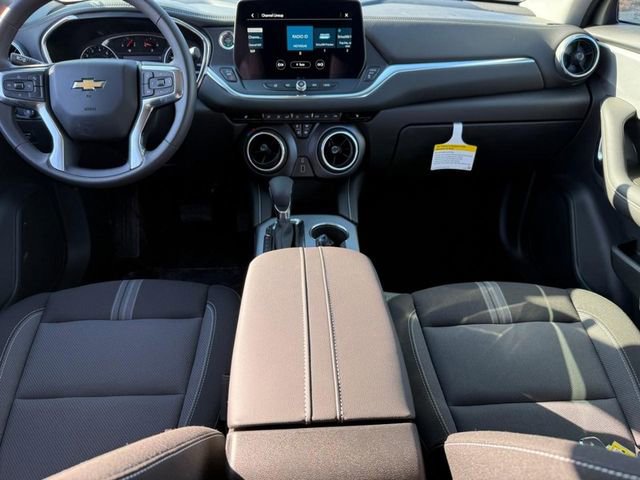 Used 2025 Chevrolet Blazer LT image 12
