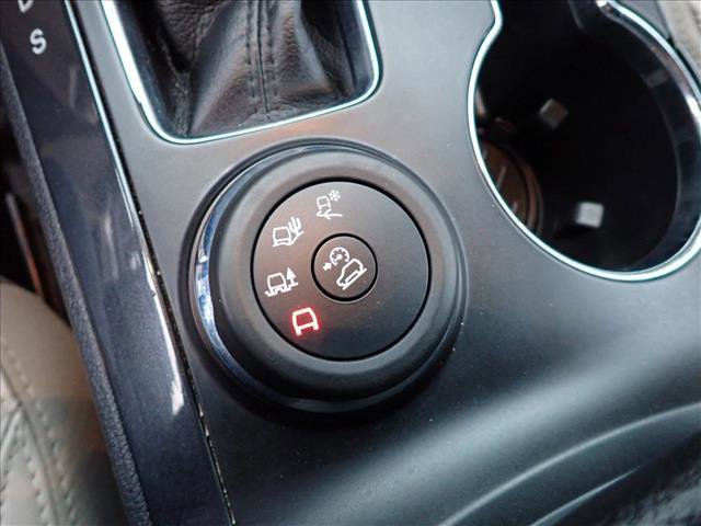 Used 2019 Ford Explorer XLT w/ Equipment Group 202A image 18