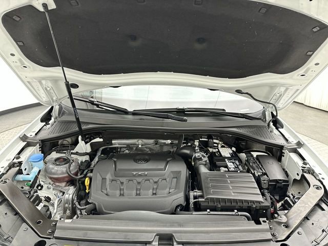 Used 2024 Volkswagen Tiguan SE R-Line w/ MDO Package, Two-Row AWD/4WD image 25