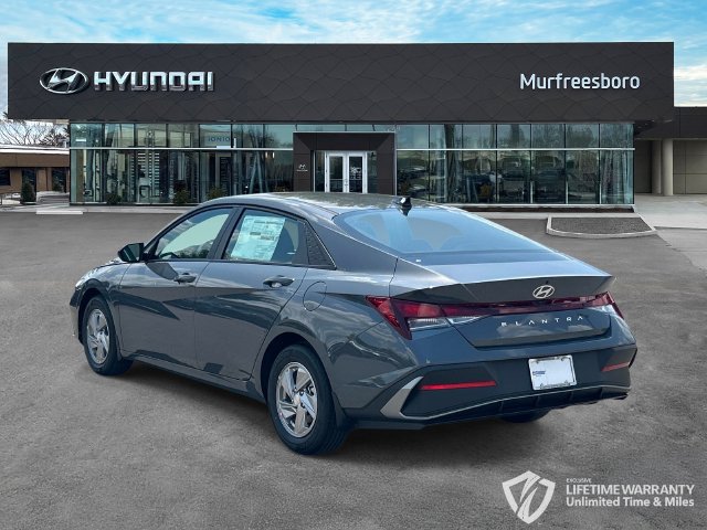New 2026 Hyundai Elantra SE FWD image 7