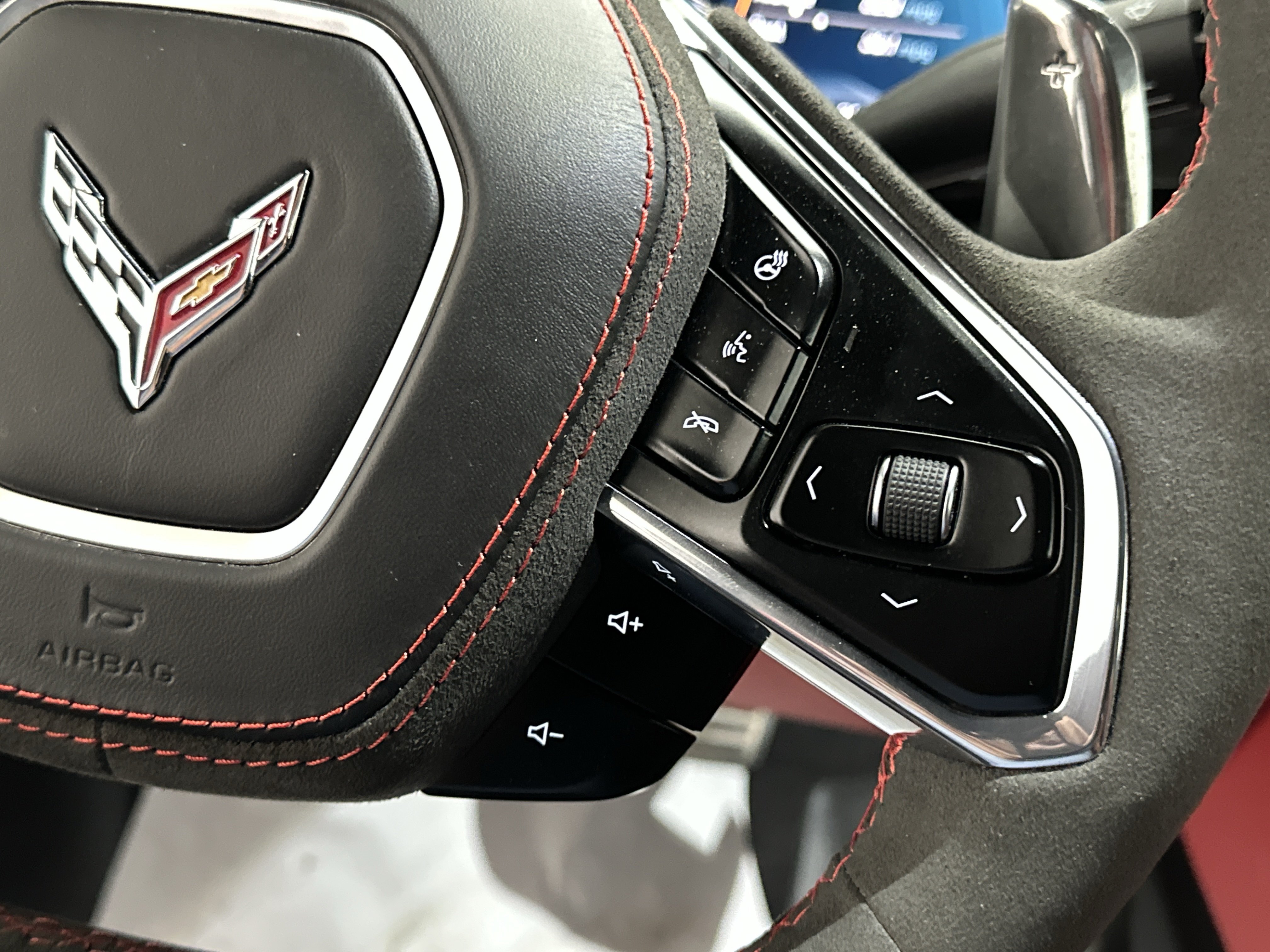 Used 2024 Chevrolet Corvette Stingray Premium Conv w/ 3LT RWD image 25