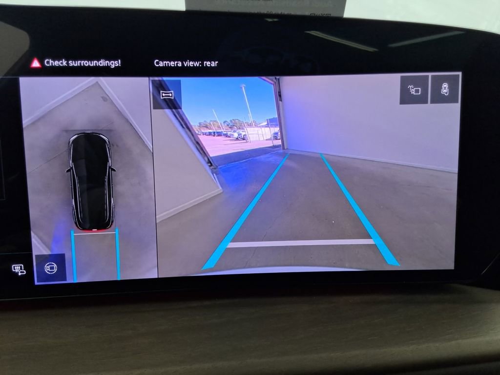 New 2025 Audi Q5 Prestige image 11