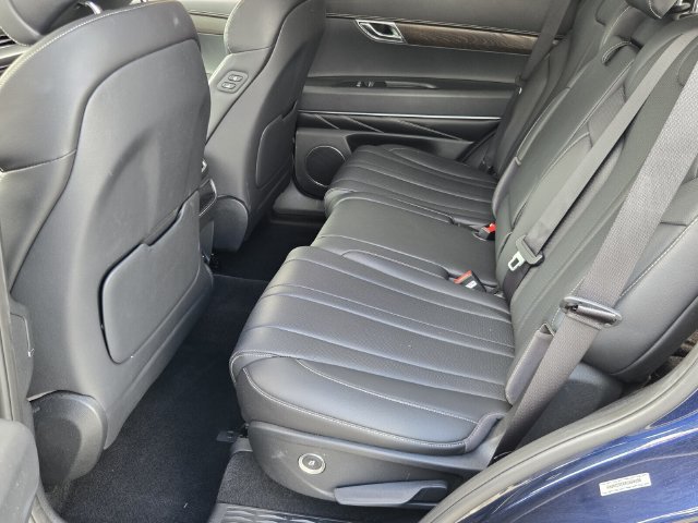 Used 2024 Genesis GV80 3.5T AWD/4WD image 11
