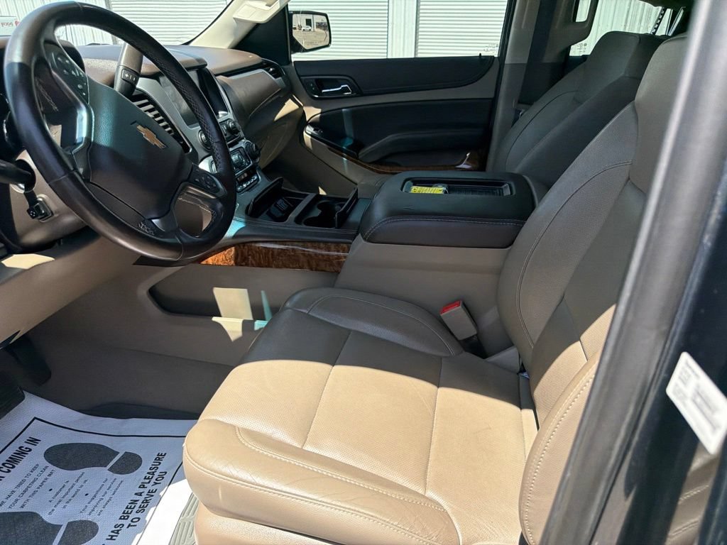 Used 2020 Chevrolet Suburban Premier w/ RST 6.2L Performance Edition AWD/4WD image 23