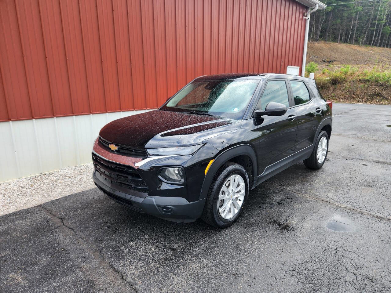 Used 2023 Chevrolet TrailBlazer LS AWD/4WD image 3