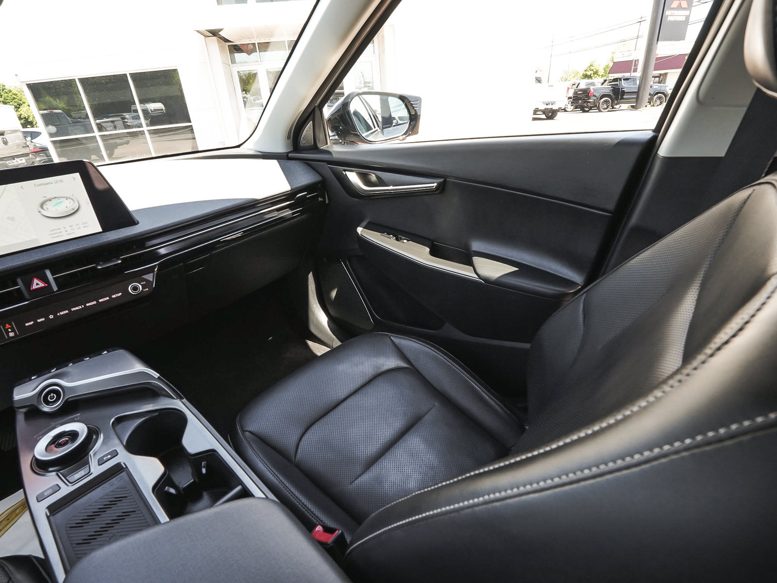 Used 2023 Kia EV6 Wind w/ Wind Technology Package AWD/4WD image 40