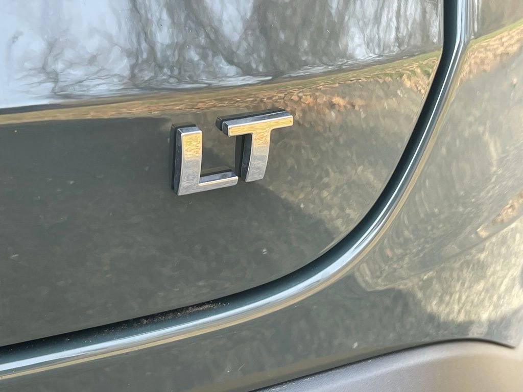 Certified 2025 Chevrolet Trax LT w/ LT Convenience Package image 17
