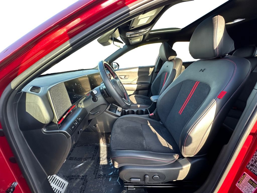 Used 2024 Hyundai Kona N Line image 9