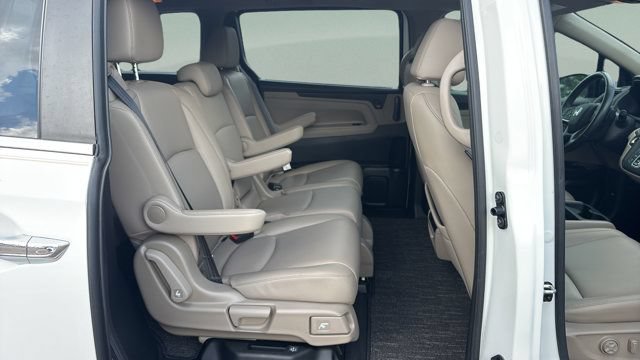 Used 2021 Honda Odyssey EX-L image 17