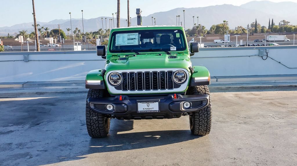 New 2026 Jeep Gladiator Rubicon w/ Whitecap Package AWD/4WD image 3