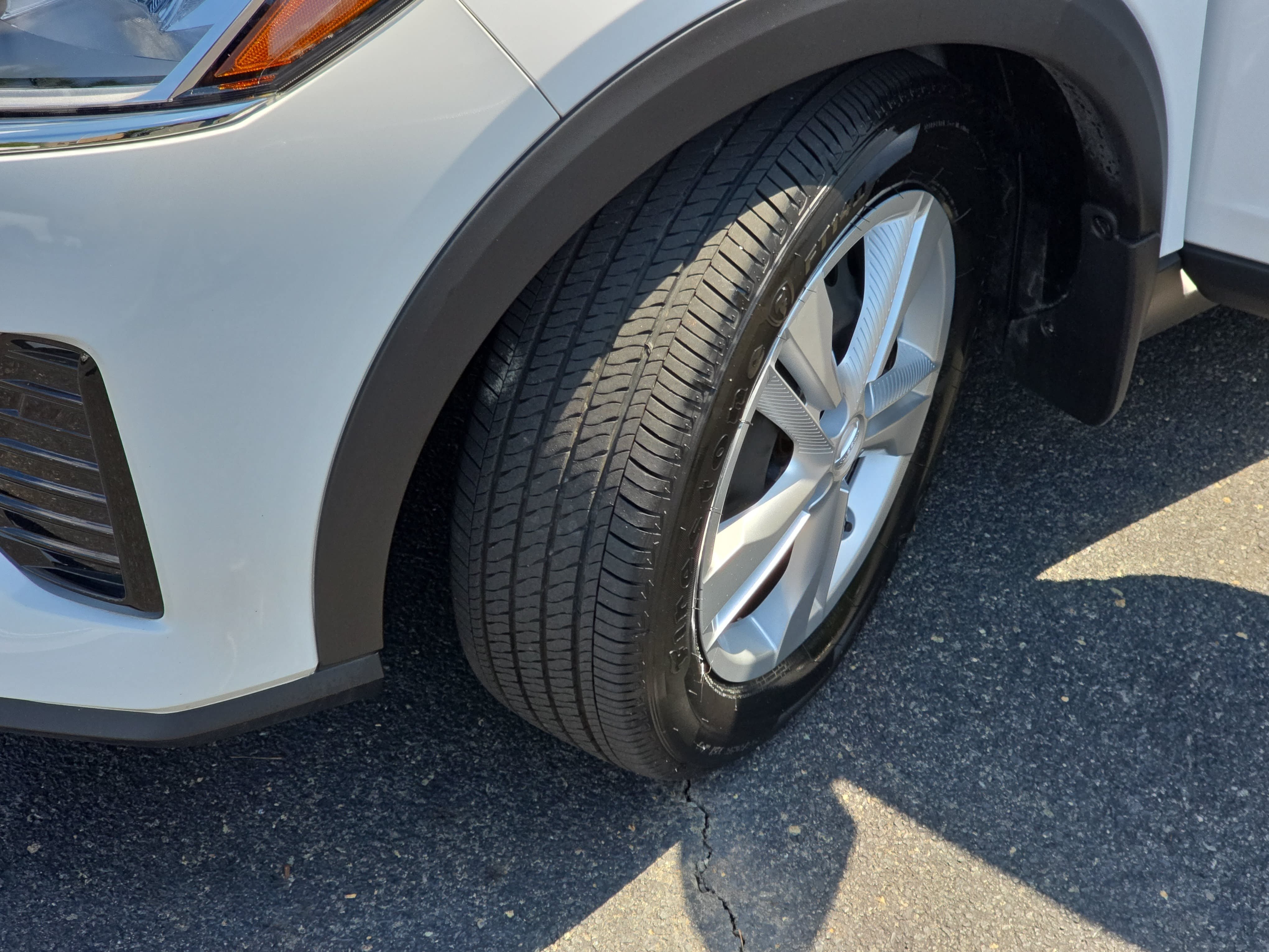 Used 2025 Nissan Kicks Play S FWD image 30