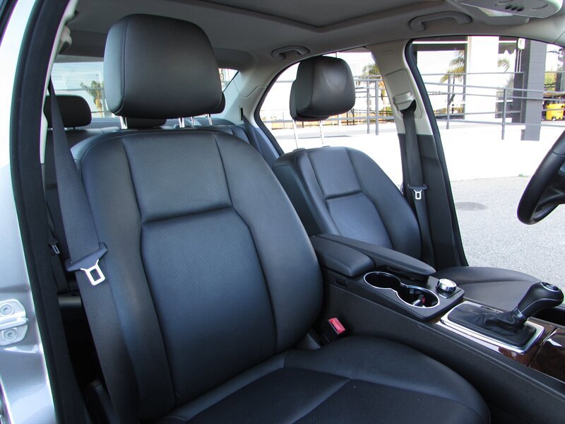 Used 2012 Mercedes-Benz C 250 Sedan image 30
